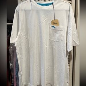 NWT Tommy Bahama Tshirt